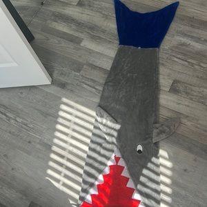 Shark blanket